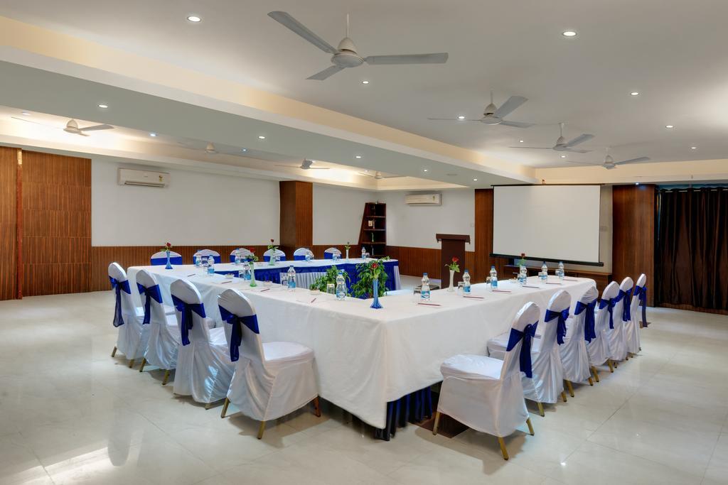 Hotel Balaji Central Ratlam Экстерьер фото